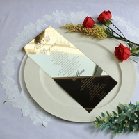 Cartes de menu personnalisées en acrylique miroir doré avec texte en aluminium personnalisé pour événement de fête de mariage