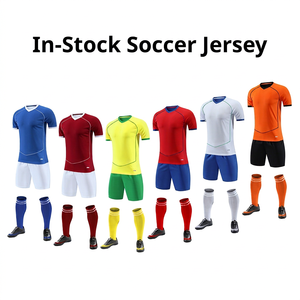 Conjunto de Uniforme de Fútbol para Hombre, Camiseta de Manga Corta con Cuello en V, Diseño Sólido, Logotipo Frontal, Transpirable, Disponible en Stock - Product Image 1
