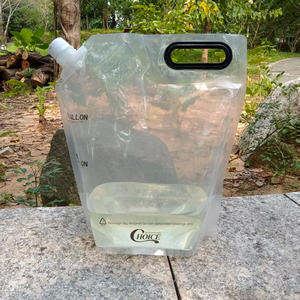 ถุงพลาสติก PE แบบตั้งได้ พิมพ์โลโก้ได้ รีไซเคิลได้ มีจุกมุม ปิดผนึกด้วยความร้อน สำหรับน้ำแร่ น้ำผลไม้ เครื่องดื่มชนิดน้ำ - Product Image 6