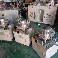 Machine à vapeur multifonctionnelle pour le repassage et le séchage des casquettes