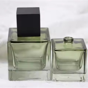 Botella de Perfume de Vidrio Vacía de Lujo Personalizada, Botella Cuadrada con Degradado de Color - Product Image 5