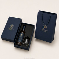 Coffret Cadeau Whisky Professionnel Bleu Marine avec Logo Lion Doré, Bouteille Single Malt et Verre, Insert en Mousse Personnalisé – Édition Maître