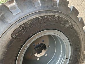 ยางตันคุณภาพสูง E4 HRDT01 ขนาด 18.00R33 21.00R35 24.00R35 สำหรับรถตักล้อยาง - Product Image 4