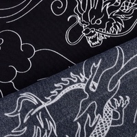 Robes pour femmes drapées brillantes imprimées de dragon en tissu satiné anti-pilule en polyester recyclé de style traditionnel chinois