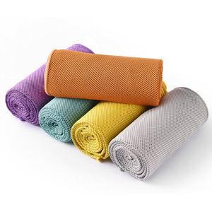 Serviette de sport en microfibre unie à séchage rapide avec logo personnalisé pour les voyages en plein air, fermeture éclair - Product Image 5
