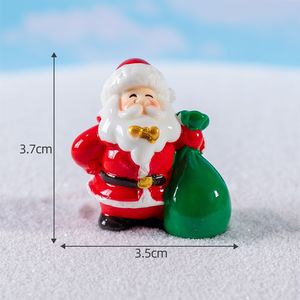 Nouveauté transfrontalière Weij : Micro-paysage décoratif avec Père Noël et bonhomme de neige mignons dans une boule de cristal, accessoires de décoration de bureau, petit format - Product Image 6