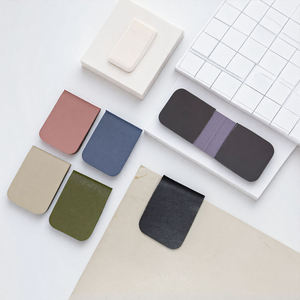 Marque-pages en cuir magnétique personnalisés en vrac, marque-pages à fleurs <span class=keywords><strong>de</strong></span> <span class=keywords><strong>naissance</strong></span>, accessoire pour carnet <span class=keywords><strong>de</strong></span> voyage, cadeaux pour les amoureux des livres - Product Image 1