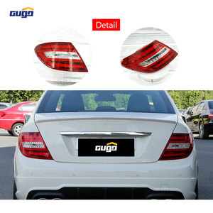 Ensemble <span class=keywords><strong>de</strong></span> <span class=keywords><strong>feux</strong></span> arrière GUGO W204 pour Mercedes Benz Classe C W204 2007 - 2014, remplacement des <span class=keywords><strong>feux</strong></span> arrière, des <span class=keywords><strong>feux</strong></span> stop - Product Image 4