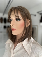 Perruque Bob Lace Front Marron Champignon Cheveux Européens Lisses avec Frange Effilée Dentelle HD Sans Colle Pré-Plumée Cheveux Remy