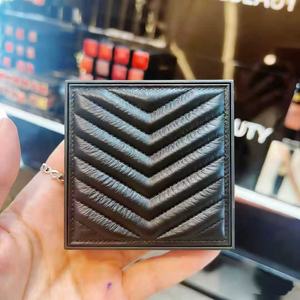 Polvo Compacto de Cobre Antiguo de Alta Calidad, Acabado Mate, Control de Grasa, Larga Duración, Propiedades Hidratantes, Maquillaje - Product Image 4
