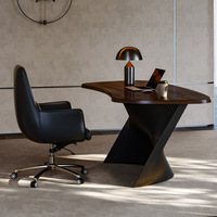 Ensemble de bureau et de chaises en bois de noyer Bureau d'écriture de salle d'étude moderne de luxe Bureau en bois massif haut de gamme pour le bureau