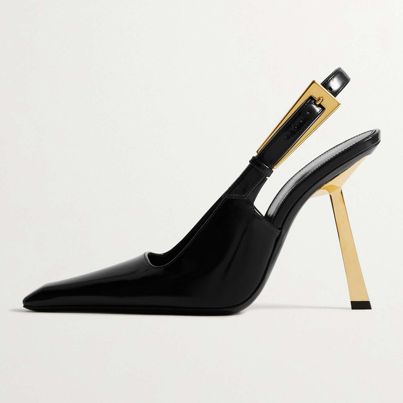 Talons en or noir