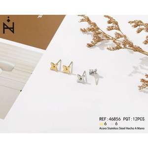 Boucles d'oreilles en forme de petite fleur, or, argent, acier inoxydable, bijoux faits à la main, mode - Product Image 1