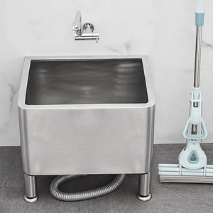Lavabo Commerciale in Acciaio Inox 304 con Montaggio a Pavimento e Rubinetto a Pedale per Hotel, Ospedali, Scuole e Servizi di Pulizia - Product Image 3