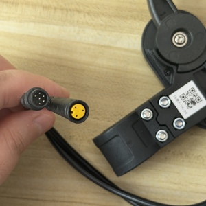 Repuesto para Scooter Eléctrico LIVIAE, Acelerador de Dedo Impermeable de 52V 60V 72V con Botón Auxiliar - Product Image 2