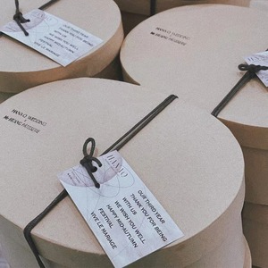 Round oval kraft paper <b>box</b> small red <b>book</b> with gift <b>box</b> Internet red Ins style biscuit <b>box</b> candy <b>box</b> can be customized - Product Image 3