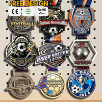 Médaille de football 3D personnalisée en alliage de zinc, émail, design sur mesure, récompense de finisseur de course, MVP, ruban métallique sportif, vente en gros
