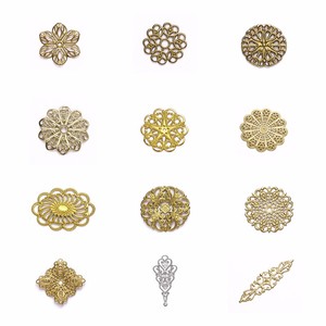 Pendentif carré en laiton ajouré de 22 mm, <span class=keywords><strong>filigrane</strong></span> creux pour la fabrication de bijoux - Product Image 4