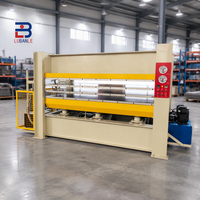 Presse à chaud pour panneaux de porte 120T, utilisation facile, 2500 x 1300 mm, 380 V, 36 kW