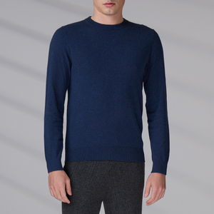 Pull en maille personnalisé avec logo du fabricant, en mélange de cachemire anti-boulochage, pour homme, col rond, idéal pour l'hiver - Product Image 3
