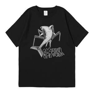 อิโตะ โทมิเอะ ซวงยี่ รันเออร์ คอลเลคชั่นร่วมกัน วินเทจ ญี่ปุ่น ฮอร์เรอร์ เรโทร พิมพ์ลาย - เสื้อยืดคอกลมแขนสั้นผ้าทึบแสง - Product Image 3