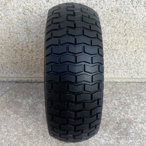 Roda de Espuma de PU de 13 Polegadas 5.00-6, Roda e Pneu Maciços de PU sem Furo para Carrinho de Mão, Carroça, Cortador de Grama e Carrinhos de Carga - Product Image 4