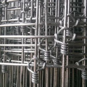 Sıcak daldırma galvanizli yüksek mukavemetli demir tel örgü kare delik otlak sınır çiftlik kesme için bükme ile geyik at çit - Product Image 1