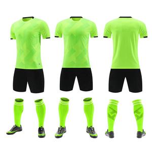 ชุดฟุตบอลคุณภาพสูงแบบกำหนดเองรุ่นล่าสุด เสื้อฟุตบอลเรียบง่าย แห้งเร็ว - Product Image 2