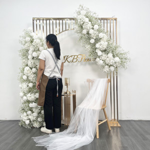 งานแต่งงานม้าสีขาวกลมกลับวางดอกไม้โค้งฉากหลังยืนสําหรับโค้ง - Product Image 5