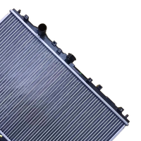 Radiateurs JD 27009 avec réservoirs en plastique pour MITSUBISHI LANCER 1995-1999 chez Radiators MR187964 MR204591 MR299618 MR299619 MR968352