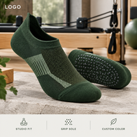 Chaussettes de Pilates antidérapantes vert forêt à rayures grises, coupe basse, invisibles, pour studio, semelle intégrale, production en gros, évaluation des motifs, classification des tailles