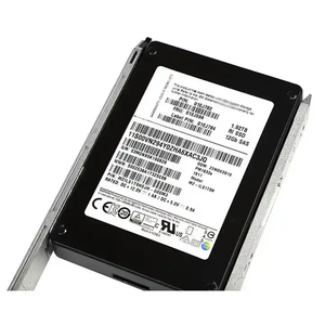 01EJ598 1.92TB SAS 12G <b>2.5</b> inch V5000 Gen2 Solid State Drive - Product Image 3