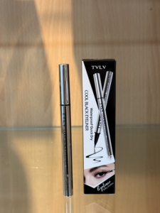 Delineador de Ojos Líquido Negro en Lápiz, de Larga Duración, Resistente al Agua y a las Manchas, con Logotipo Personalizado - Product Image 4