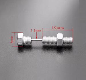 أقراط مرصعة براغي جديدة أقراط ساحرة من الفولاذ فاتن ثقب أقراط فريدة سداسية الجوز والترباس سدادات ثقب الأذن ترصيع - Product Image 6