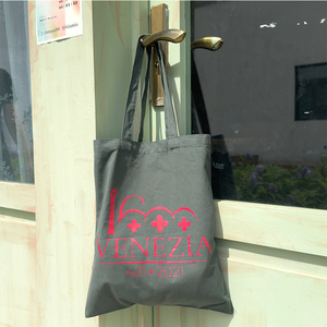 Sac fourre-tout personnalisé en coton 100% écologique avec imprimé animal et logo sur mesure - Product Image 5
