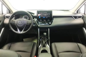 <span class=keywords><strong>Toyota</strong></span> <span class=keywords><strong>Corolla</strong></span> Cross 2.0L Luxury FWD <span class=keywords><strong>2022</strong></span> de <span class=keywords><strong>segunda</strong></span> <span class=keywords><strong>mano</strong></span> con bajo kilometraje, SUV usado con techo corredizo - Product Image 5