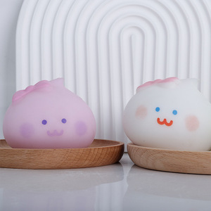 Happy 7.5cm Steamed Bun-Shaped TPR <b>Squishy</b> Toy Creamy Tips Stress Relief Gift for Kids and Adults Easy Mood Enhancement - Product Image 3