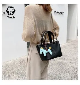 2020 Wholesale Fashion Lady Crossbody bag handbag Picotin lock bag