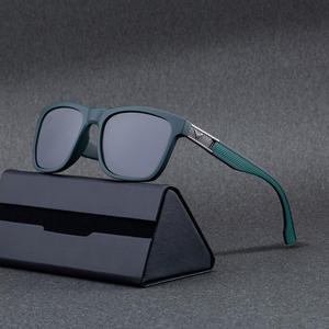 แว่นกันแดดโพลาไรซ์กรอบสี่เหลี่ยมลาฟูมาสำหรับผู้ชาย UV400 ป้องกันแสงแดดประเภทที่ 3 กรอบพลาสติกสีดำและกรอบโลหะ - Product Image 3