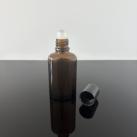 Flacon en verre brun de 30 ml avec bouchon à vis et bille roulante pour diffuseur de parfum, huiles essentielles, sérums, parfums - Étiquettes personnalisées