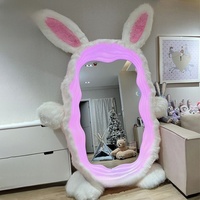 Espejo de cuerpo entero LED con forma de conejo Kawaii, espejo de tocador independiente para habitación de niñas, proyecto hotelero, pedido al por mayor