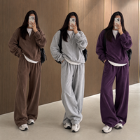 Ensemble deux pièces pour femme : Sweat-shirt demi-zip et pantalon taille haute à jambes larges – Tenue de sport décontractée – Vente en gros usine