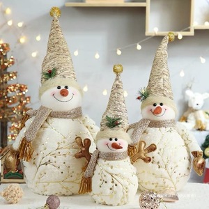 Muñeco de Nieve Navideño de Peluche, Decoración Navideña para Interiores, Juego Familiar - Product Image 1