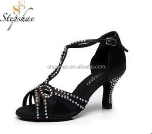 Pump da <span class=keywords><strong>donna</strong></span> latino di alta qualità antiscivolo in <span class=keywords><strong>argento</strong></span> satinato superiore a punta aperta <span class=keywords><strong>scarpe</strong></span> da ballo comode e morbide - Product Image 5