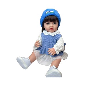 55cm Silicone souple Reborn corps bébé poupée parfaite <span class=keywords><strong>pour</strong></span> les tout-petits de 18 mois et plus avec des accessoires lavables de couches lavables - Product Image 1