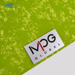 Caja de regalo de papel rígido plegable de lujo impresa FSC caja de perfume triangular <span class=keywords><strong>dulce</strong></span> caja magnética con papel artesanal - Product Image 5