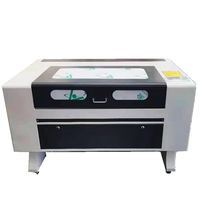 Machine de découpe laser CO2 à glissière interne / Machine de gravure laser CNC pour acrylique, cristal, PVC, cuir, caoutchouc, bois
