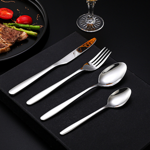 Cubiertos Carlyle Silver Cameo – Acero Inoxidable Con Mango Satinado – Vajilla De Hong Kong (Usado En Buen Estado)