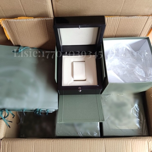 Biểu tượng tùy chỉnh cao bóng đen sơn mài hộp gỗ bao bì xì gà xem hộp đồ trang sức VIP thẻ <span class=keywords><strong>MDF</strong></span> sang trọng Gỗ Hộp Quà Tặng - Product Image 4