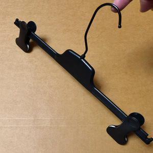 Nhà Máy Cung Cấp PZ36-36cm Móc Áo Di Động Màu Đen Nhựa Quần Giá Có Thể Điều Chỉnh Bên Trái Bên Phải Kính Thiên Văn Quần <span class=keywords><strong>Clip</strong></span> Váy <span class=keywords><strong>Clip</strong></span> - Product Image 3
